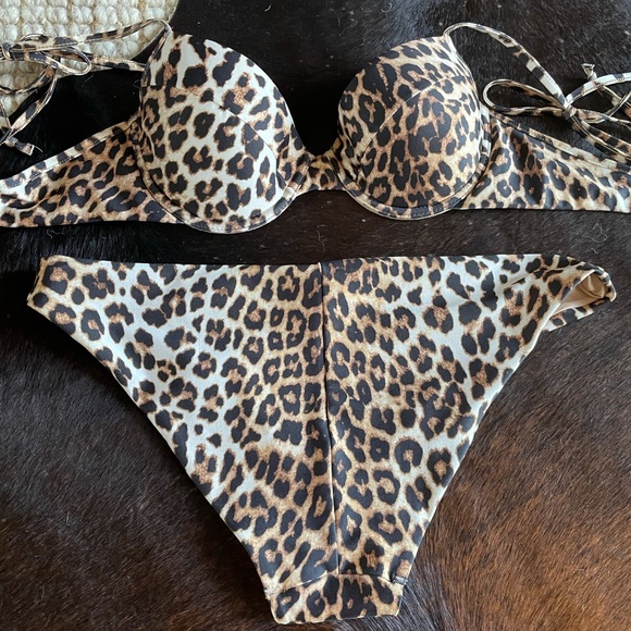 Leopard bikini - Picture 5 of 5